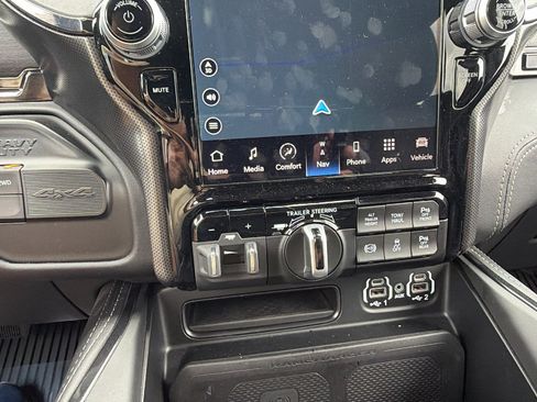 Certified 2024 RAM 3500 Limited AWD/4WD image 31