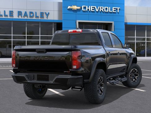 New 2026 Chevrolet Colorado ZR2 w/ Technology Package AWD/4WD image 4