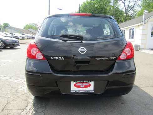 Used 2012 Nissan Versa 1.8 S w/ Plus Pkg FWD image 6