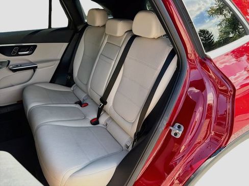 Certified 2026 Mercedes-Benz GLC 300 4MATIC image 11
