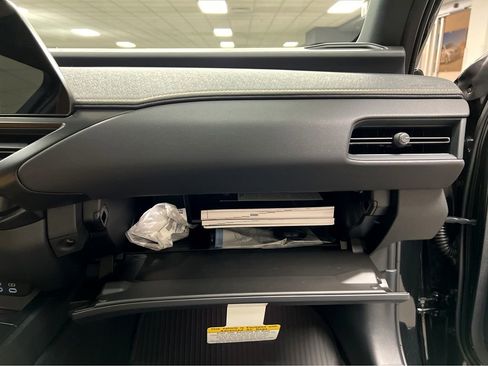 New 2026 Lexus UX 300h AWD image 34