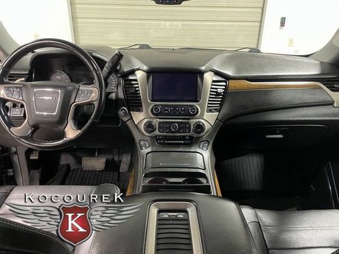 Used 2020 GMC Yukon XL Denali AWD/4WD image 13