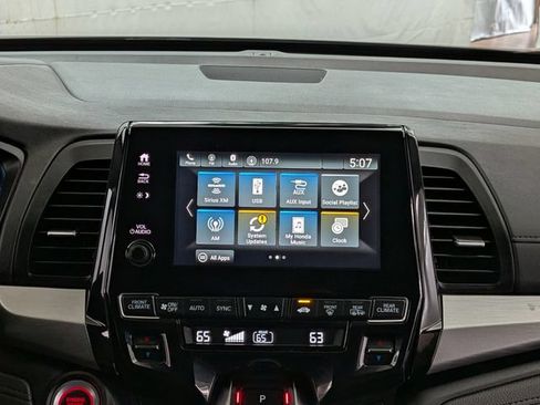 Used 2024 Honda Odyssey EX-L image 31