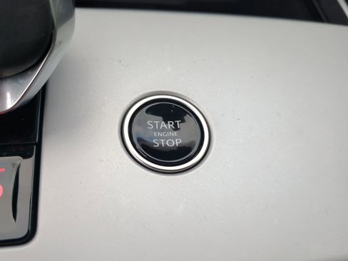 Used 2025 Land Rover Range Rover SE AWD/4WD image 68