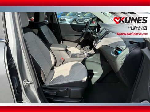 Used 2023 Chevrolet Equinox LT image 17