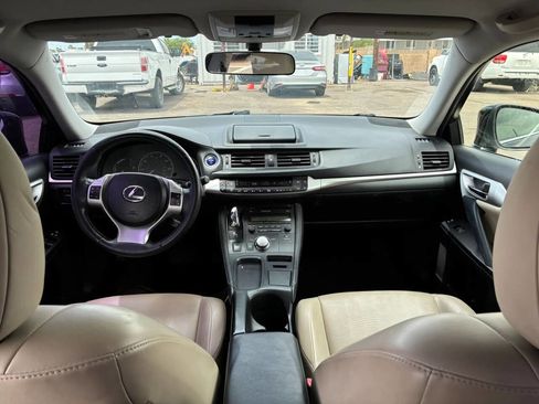 Used 2012 Lexus CT 200h FWD image 20