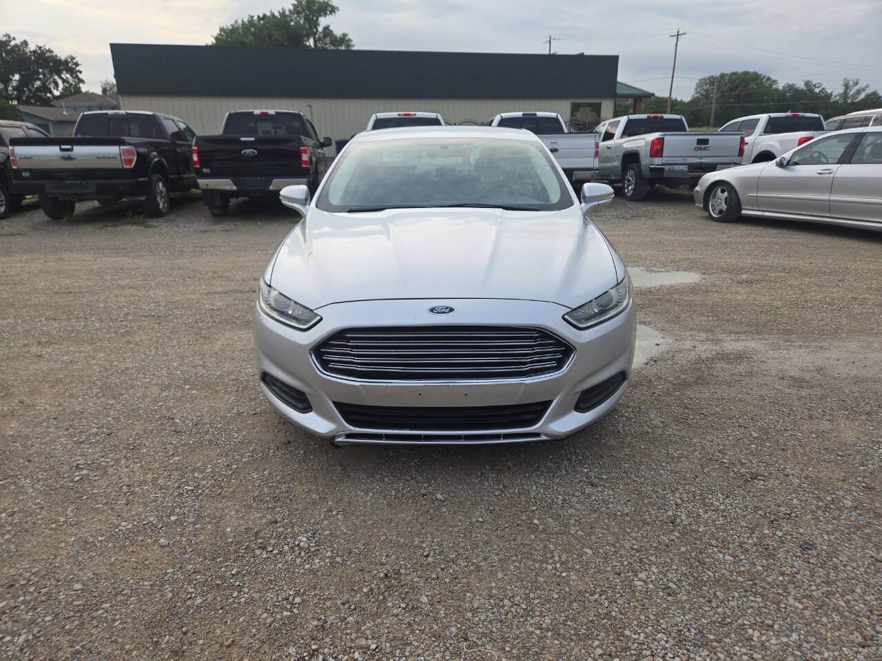 Used 2014 Ford Fusion SE FWD image 7