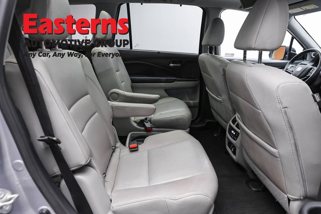 Used 2019 Honda Pilot Elite image 27