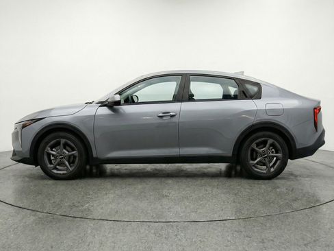 Used 2025 Kia K4 FWD image 5