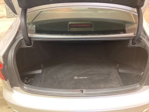 Used 2012 Lexus IS 350 AWD image 11