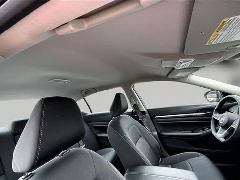 Used 2022 Nissan Altima 2.5 SV image 19