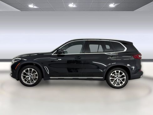 Used 2023 BMW X5 xDrive40i w/ Premium Package AWD/4WD image 2