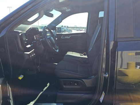 Used 2024 Chevrolet Silverado 1500 LT AWD/4WD image 4