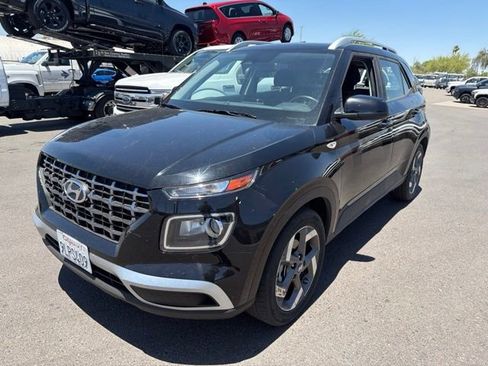 Used 2024 Hyundai Venue SEL FWD image 5
