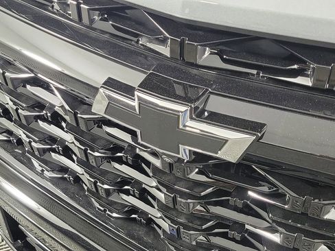 New 2026 Chevrolet Traverse RS w/ LPO, Illumination Package FWD image 10