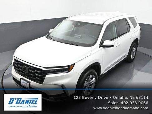 Used 2025 Honda Pilot EX-L image 21