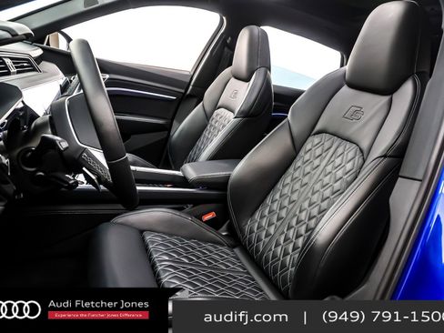 Used 2024 Audi SQ8 e-tron Premium Plus w/ Black Optic Package image 17