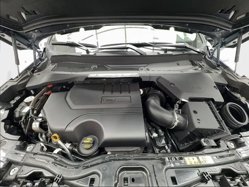 Used 2025 Land Rover Discovery Sport S AWD/4WD image 18
