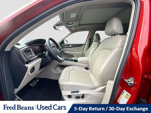 Used 2024 Volkswagen Atlas SEL Premium R-Line image 22