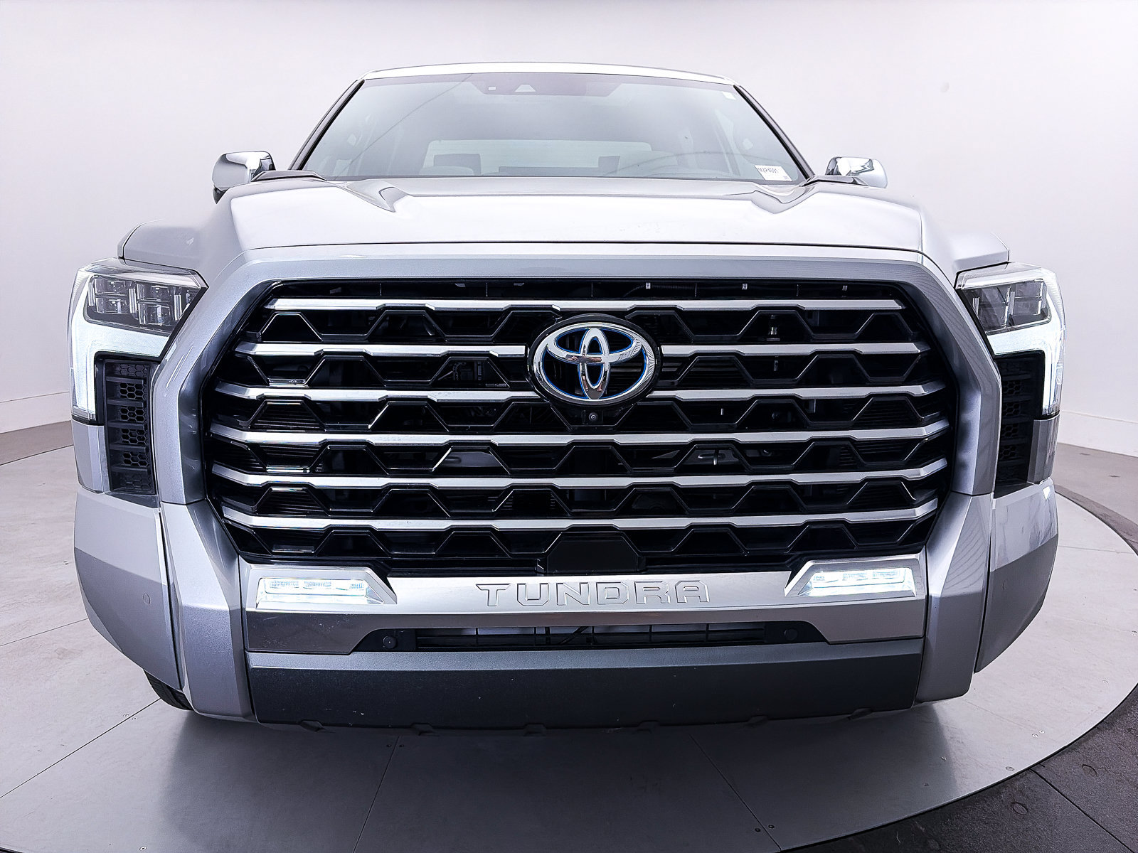 Used 2024 Toyota Tundra Capstone AWD/4WD image 14