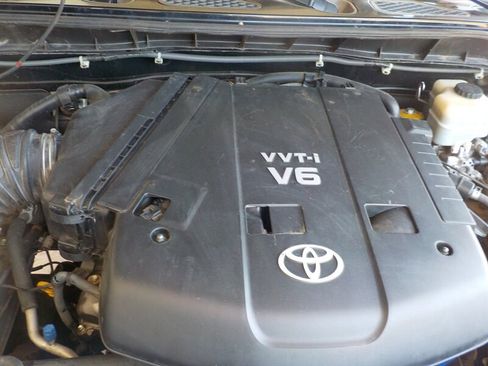 Used 2007 Toyota FJ Cruiser 4WD image 14