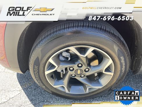 Used 2025 Chevrolet Trax LT w/ LT Convenience Package FWD image 27