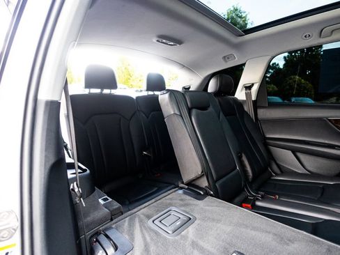 Used 2019 Audi Q7 2.0T Premium w/ Convenience Package AWD/4WD image 50
