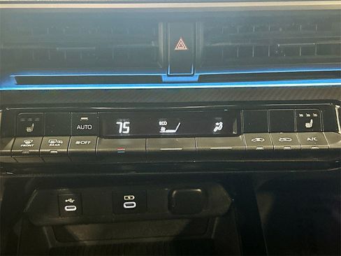 Used 2024 Toyota Prius XLE image 13