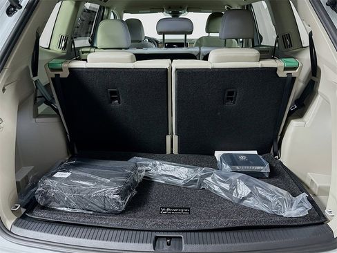 New 2026 Volkswagen Atlas SE image 16