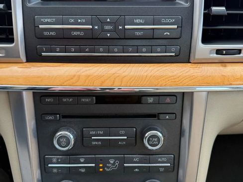 Used 2012 Lincoln MKZ AWD image 29