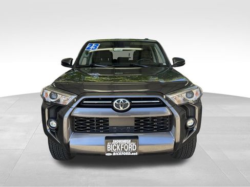 Used 2023 Toyota 4Runner SR5 Premium AWD/4WD image 2