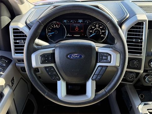 Used 2016 Ford F150 Lariat image 14