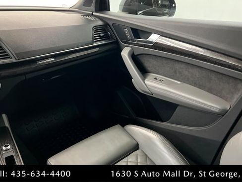 Used 2020 Audi SQ5 Premium Plus w/ Premium Plus Package AWD/4WD image 10