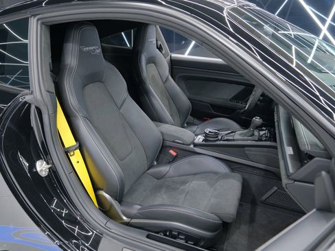 Used 2025 Porsche 911 GT3 RS image 31