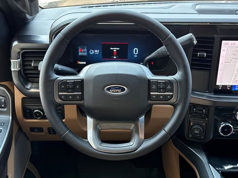 New 2025 Ford F250 Lariat w/ Chrome Package image 13