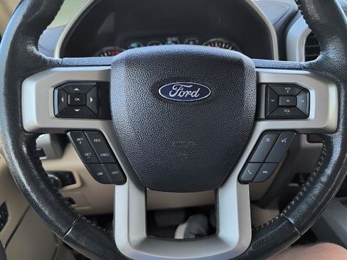 Used 2017 Ford F150 Lariat w/ Equipment Group 502A Luxury AWD/4WD image 13