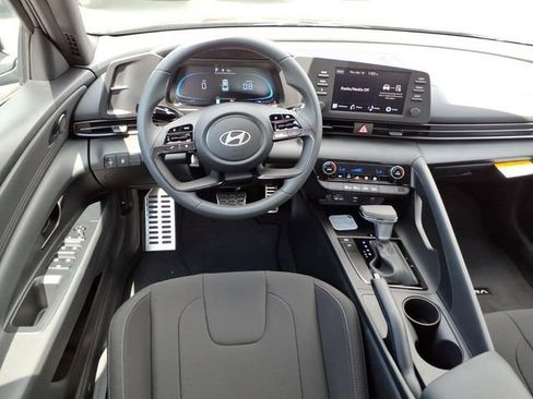 New 2026 Hyundai Elantra Sport FWD image 11