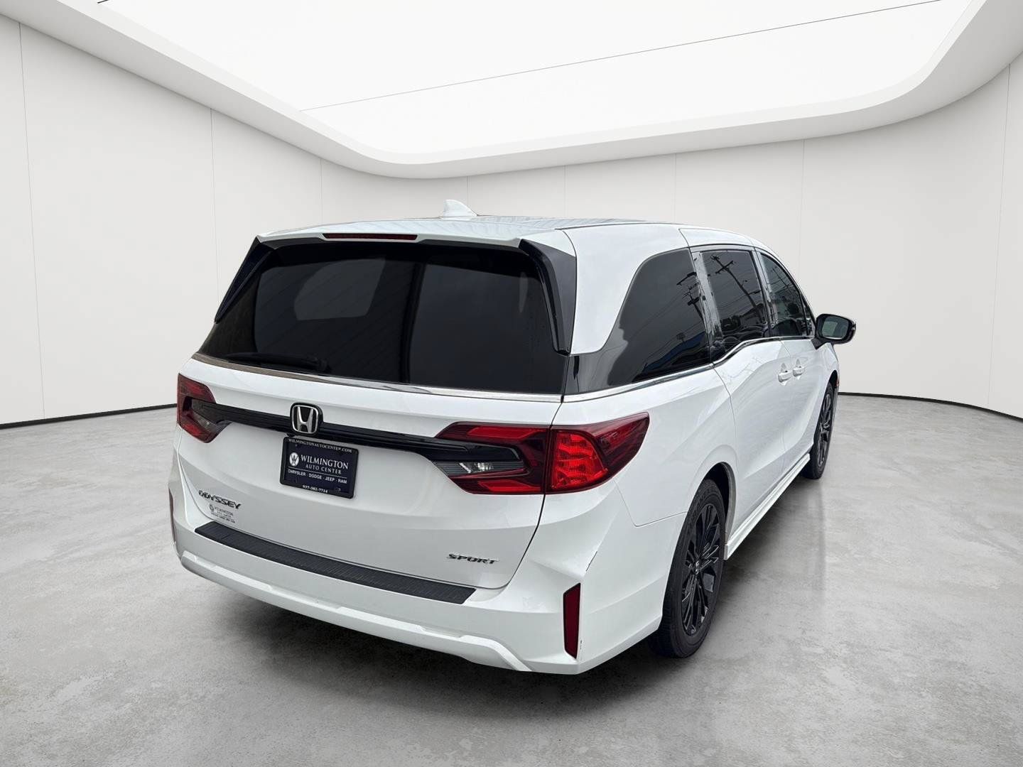 Used 2025 Honda Odyssey Sport-L image 5