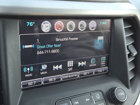 Used 2017 GMC Acadia SLT FWD image 31