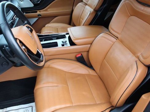 Certified 2023 Lincoln Aviator Black Label w/ Dynamic Handling Package image 12