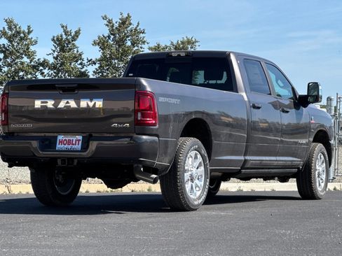New 2026 RAM 2500 Laramie AWD/4WD image 3