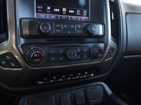 Used 2018 Chevrolet Silverado 2500 High Country w/ Duramax Plus Package image 21