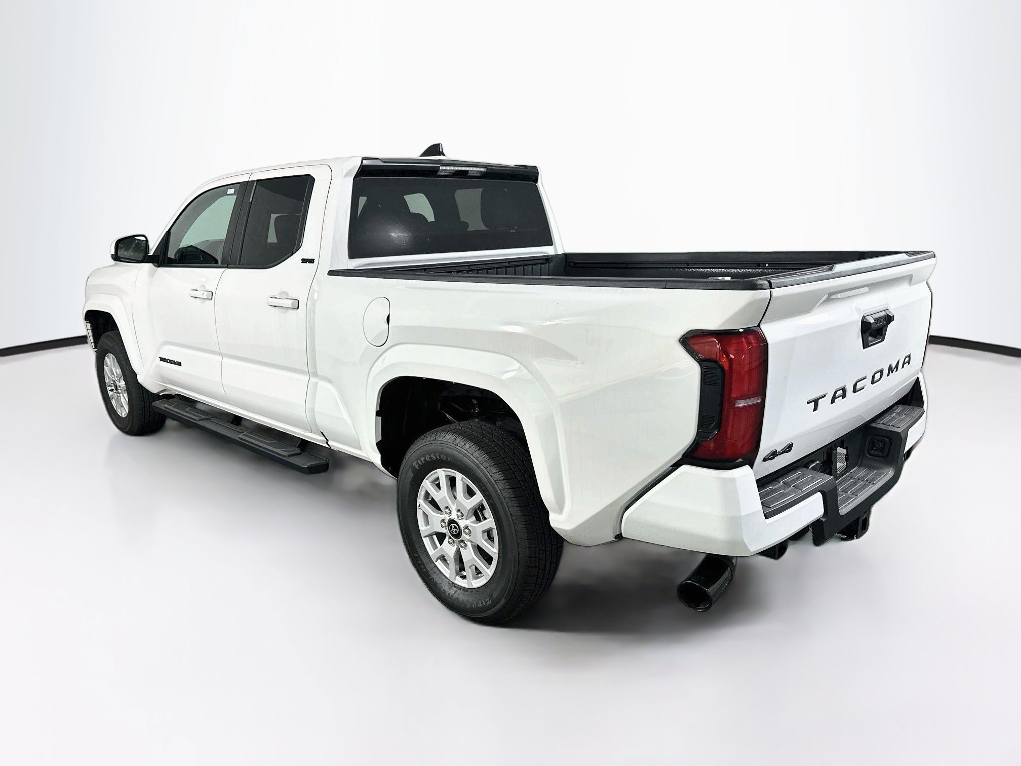 Used 2026 Toyota Tacoma SR5 AWD/4WD image 5