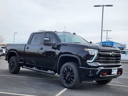 New 2026 Chevrolet Silverado 2500 LT w/ Trail Boss Package AWD/4WD image 4