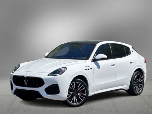 Used 2023 Maserati Grecale Modena AWD/4WD image 1