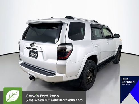Used 2022 Toyota 4Runner SR5 Premium w/ Moonroof Package image 10