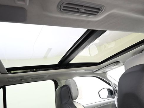 New 2026 Lincoln Navigator Black Label AWD/4WD image 17