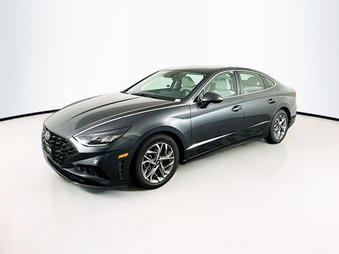 Used 2023 Hyundai Sonata SEL FWD image 3