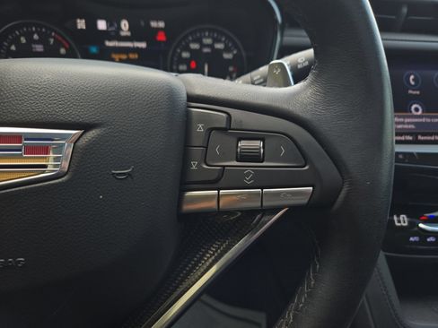 Used 2023 Cadillac XT6 Sport w/ Technology Package AWD/4WD image 20