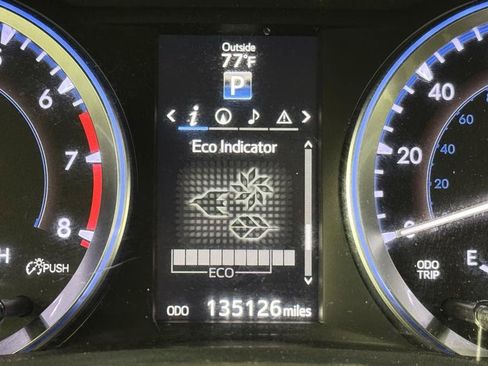 Used 2016 Toyota Highlander XLE FWD image 16